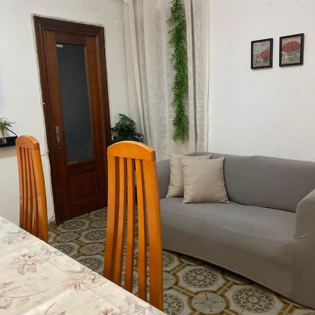 Valencia Well Located Shared Apartment Esterno foto